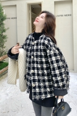 黑白格子粗花呢短款羽绒服女冬季超火好看高级小众白鸭绒加厚外套，女装羽绒服，2C323