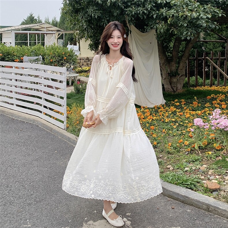 法式优雅精致感连衣裙女2025秋季复古设计感减龄气质花边裙摆长裙,女装连衣裙,2C201