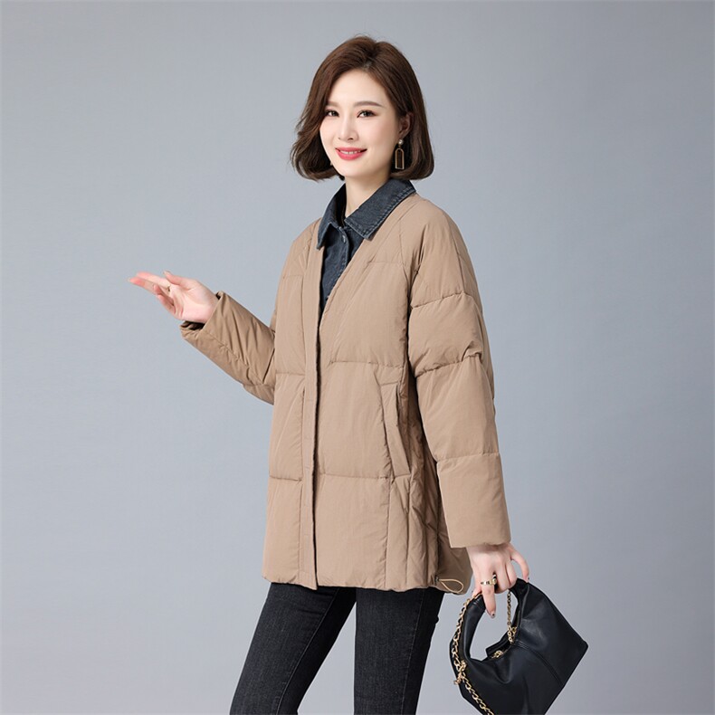现货2022冬季新款时尚简约韩版休闲牛仔拼接羽绒服,女装羽绒服,深水步