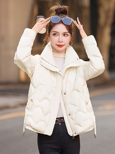 红色短款轻薄羽绒服女2024新款冬季爆款时尚小个子保暖白鸭绒外套图片