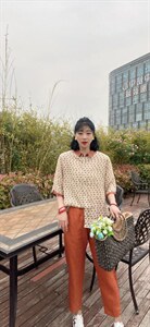 纯苎连衣裙小衫裤子裙子衬衣
时尚风
风淑女风休闲风图片
