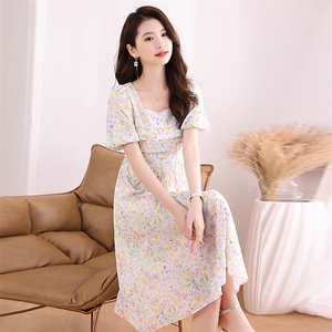 茶歇法式小个子碎花连衣裙子2024新款女装夏季长裙后背打揽显瘦图片
