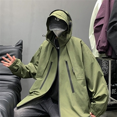 电商DSA028-JK2403P75100聚酯新款潮流防水连帽冲锋衣夹克男，男装夹克，电商A028