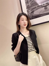 2025年秋季单件街头常规U型条纹短袖，女装针织衫/毛衣，庆磊羊绒