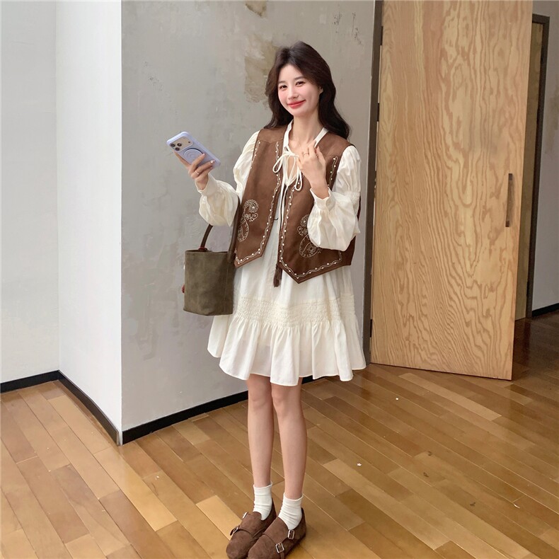 【新品】连衣裙+波西米亚刺绣马甲套装W677P185K298,女装套装/套裙,2C209