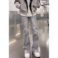 烟灰色