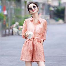 夏季薄款防晒衬衫短裤两件套女2024新款宽松百搭时尚提花休闲套装，女装套装/套裙，采品优优