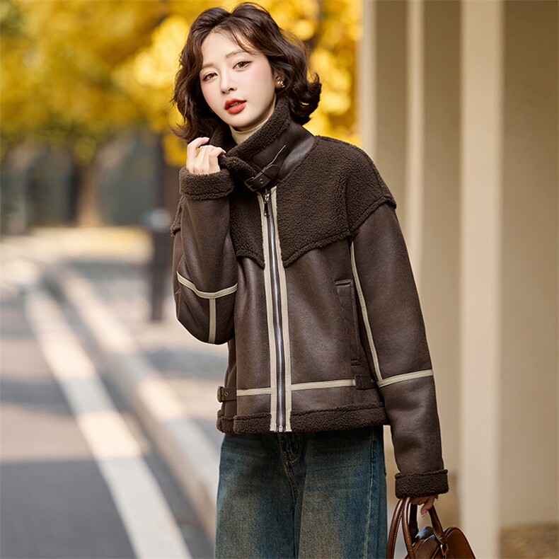 【现货主推】2024年冬季新款皮毛一体加绒服,女装短外套,魅丽静蓝