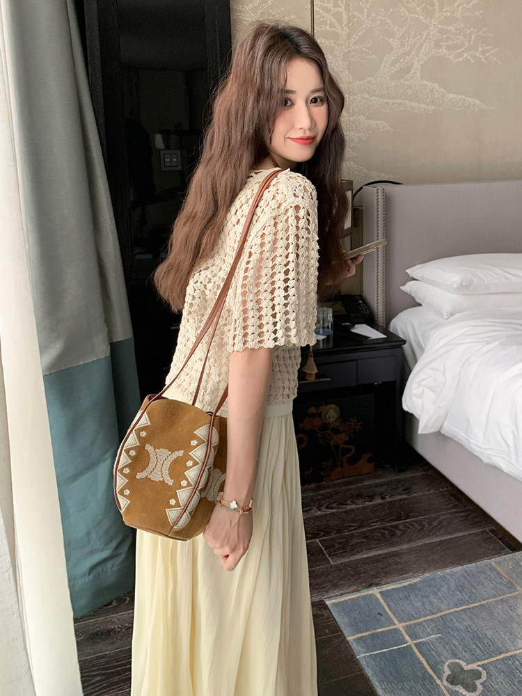 法式温柔风裙女2025夏季新款镂空v领罩衫吊带半身裙潮,女装连衣裙,浙宝305