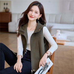 现货马甲女图片