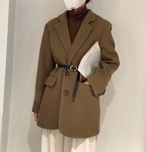 精纺羊毛小西装图片