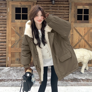 现货 牛角扣加厚羊羔毛连帽休闲派克服5832-P275-K408图片