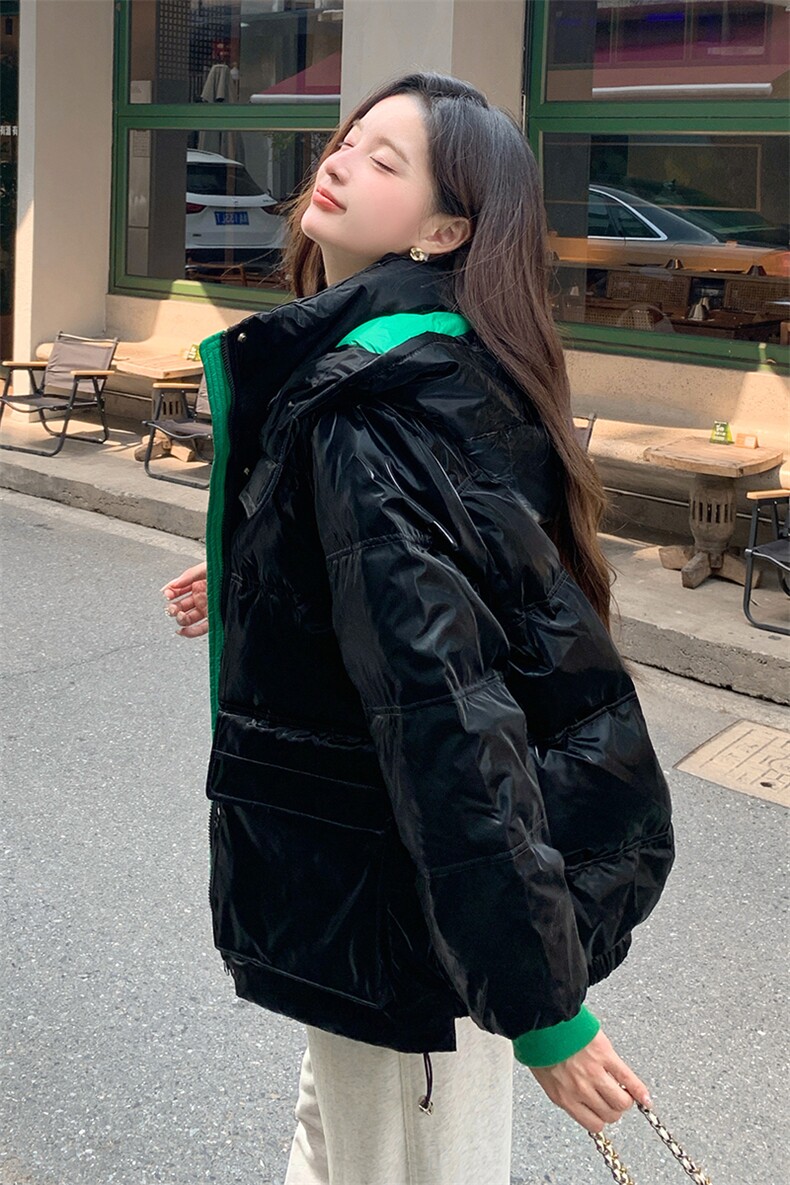 【现货】黑色亮面短款羽绒服女90白鸭绒保暖时尚连帽外套,女装羽绒服,鑫源服饰
