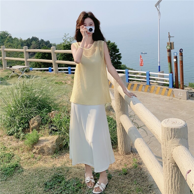 黄色针织镂空背心吊带连衣裙套装2025新款女夏季韩版高级感两件套,女装套装/套裙,维壹