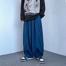 深蓝色