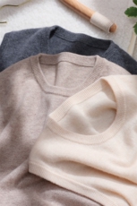 儿童羊毛针织无袖马甲男女童新款圆领坎肩宝宝打底衫，童装毛衣，初丹羊绒童装