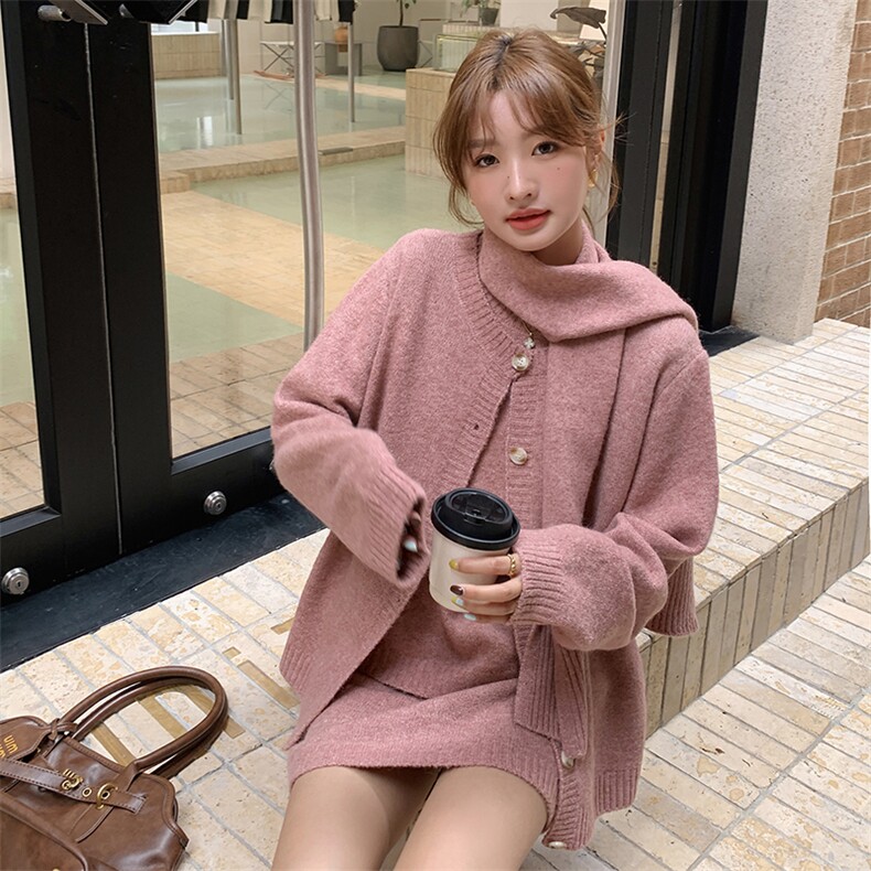 慵懒风针织套装女秋季韩版围脖毛衣外套短袖内搭上衣短裙四件套裙,女装套装/套裙,半夏
