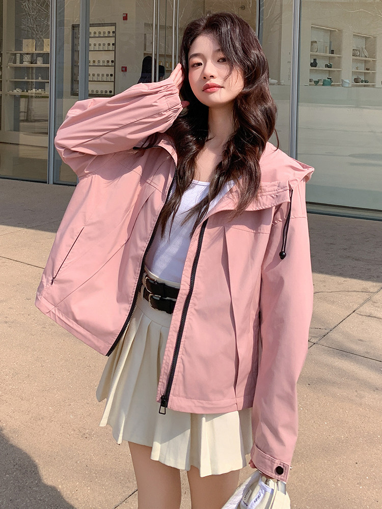 粉色连帽冲锋衣女2025春秋季新款小个子甜美减龄休闲夹克短外套,女装短外套,辉之琳