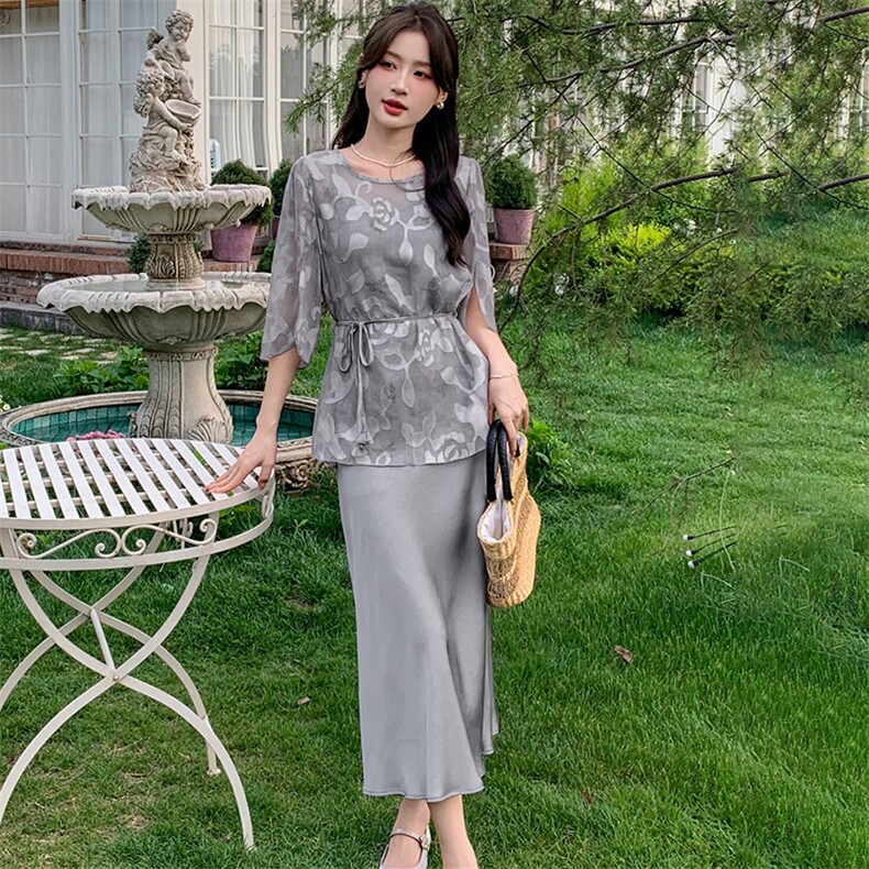 高端时尚套装裙女2025夏季新款洋气宽松系带收腰小衫吊带裙两件套,女装套装/套裙,心心服饰