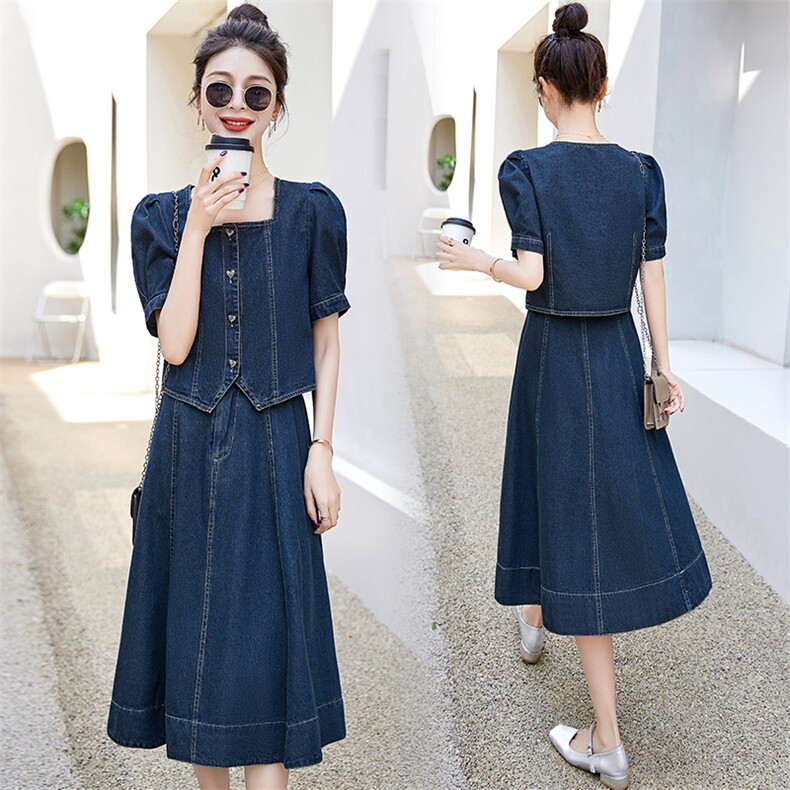 牛仔两件套连衣裙女士2024新款夏季洋气短袖妈妈穿搭一整套半身裙，女装套装/套裙，三木叶子