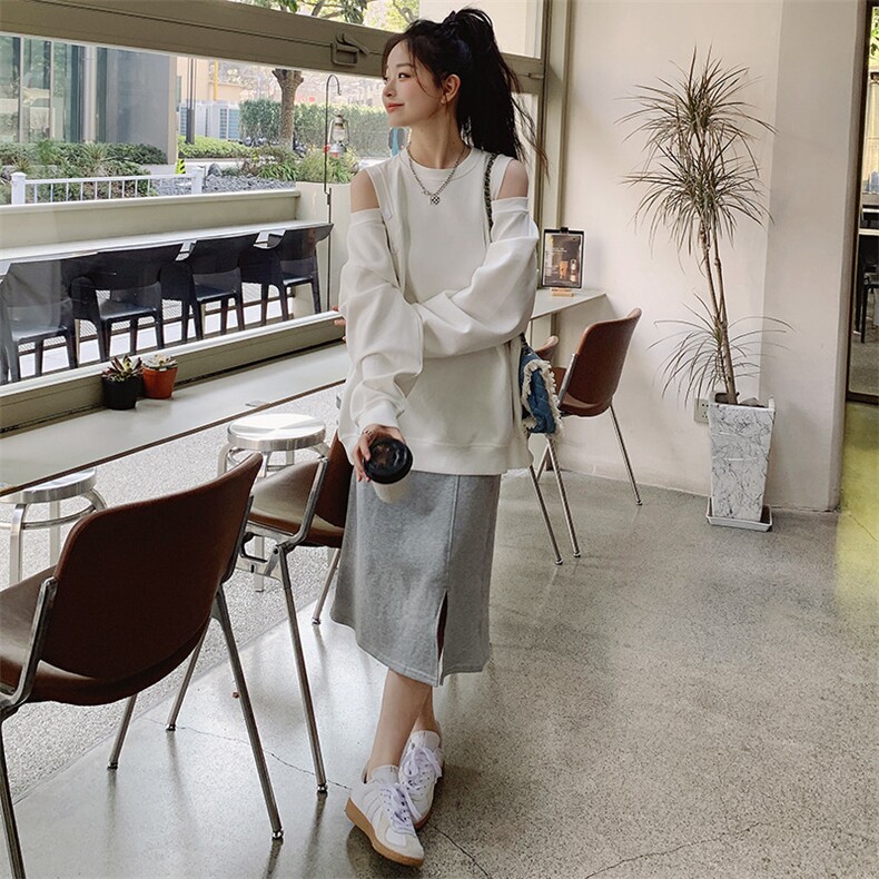 【2024现货】设计感露肩品牌货两色数据好2C220-P115-K169,女装卫衣/绒衫,2C220