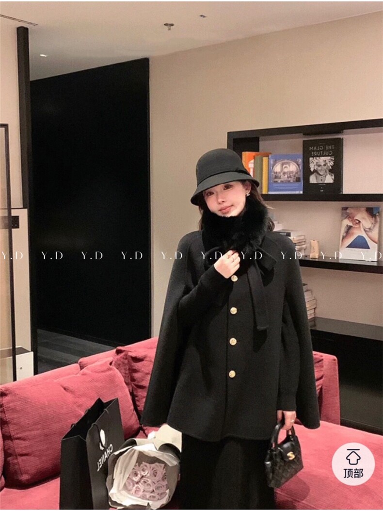 【依嘟】高级感独特超好看今年流行斗篷赫本小香风羊毛外套(配可,女装双面呢大衣,依嘟服饰