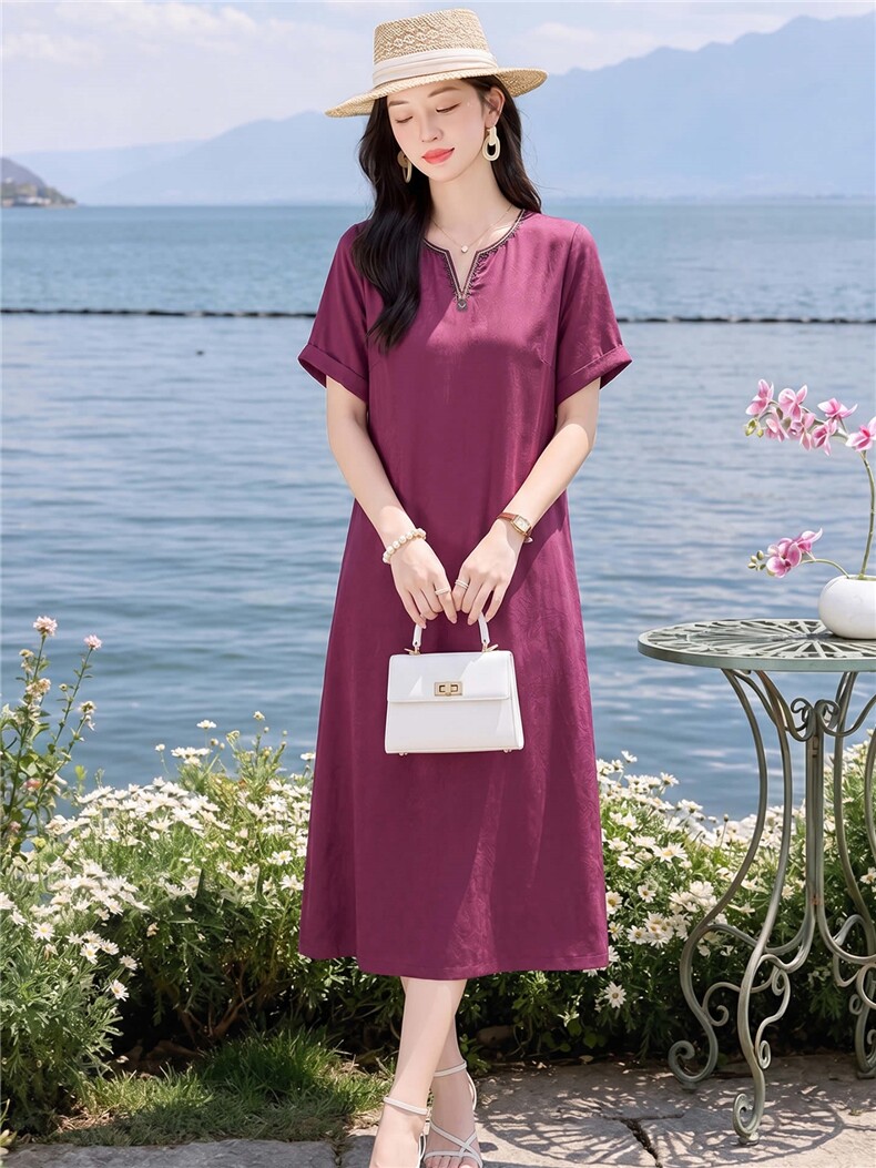 现货秒发刺绣洋气高端裙气质连衣裙夏季新款宽松口袋中长裙女,女装连衣裙,韩蔻秀