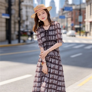 时尚休闲格纹显瘦系带上衣木耳边半裙超仙两件套女图片