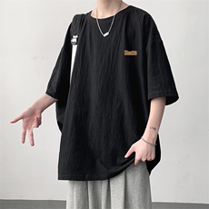 黑色