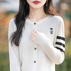 白色