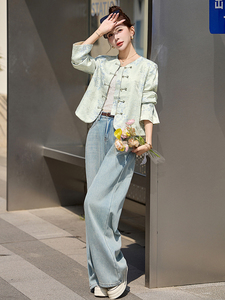 2025年春季新中式G风短款提花宽松外套女图片