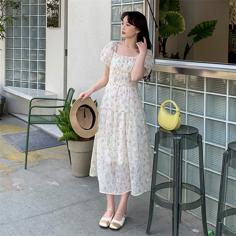 《大货已出》时髦碎花方领连衣裙，女装连衣裙，MQ