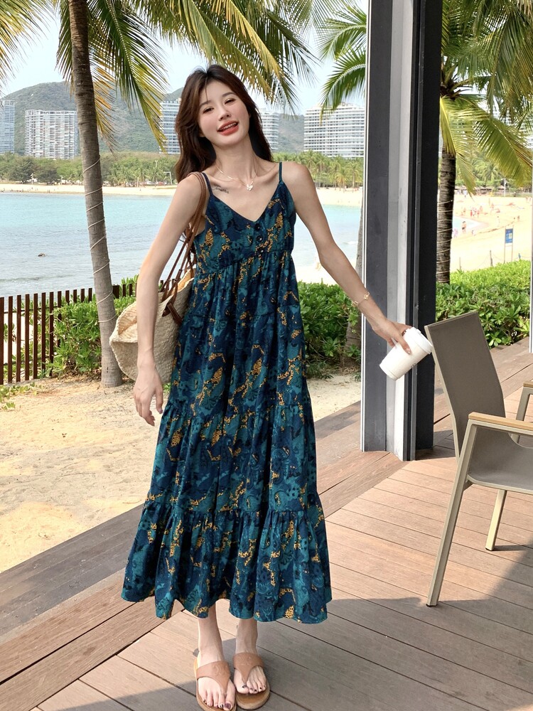 法式复古印花吊带连衣裙女2025夏季新款独特漂亮海边度假沙滩长裙,女装连衣裙,2C032