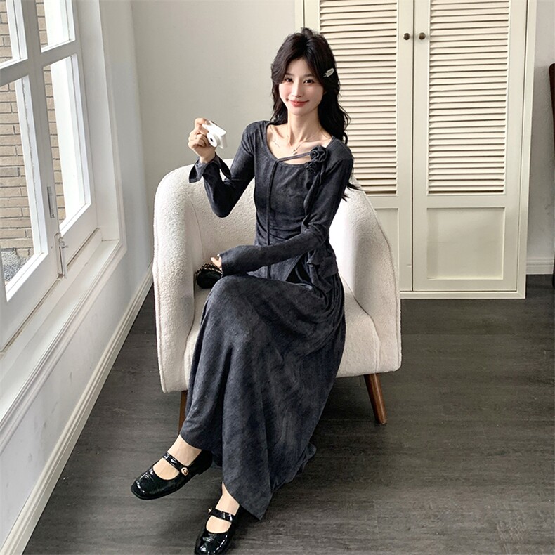 纯欲风扎染设计感立体花朵飘带长袖打底衫大裙摆套装裙显瘦连衣裙,女装套装/套裙,浙宝220A