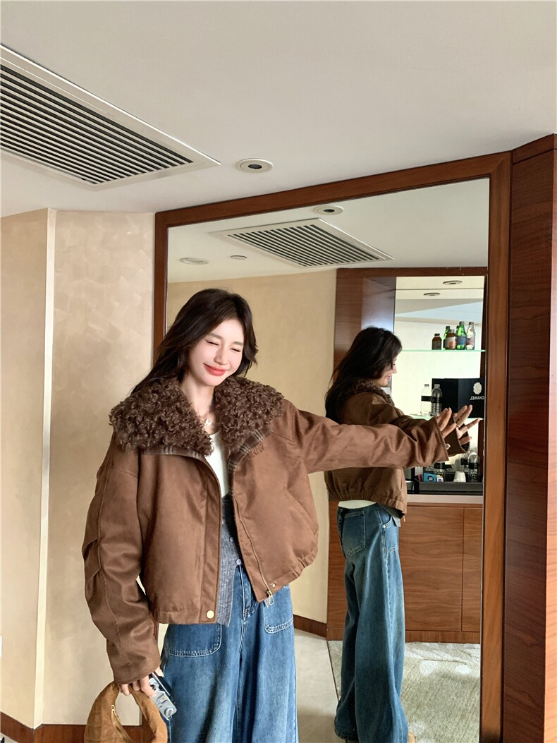 【}xian货】25冬季新款，麂皮羽绒外套带可拆卸毛毛大翻领,女装短外套,2C283