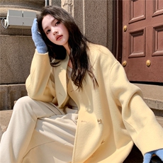 韩版气质宽松高级感外套女2025年秋冬季新款鹅黄色双排扣毛呢大衣，女装毛呢外套，2C030