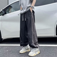 灰色