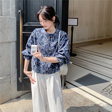 港风休闲减龄碎花牛仔短外套女春秋2025新款爆款高级感夹克巨好看，女装短外套，慧尚2-185