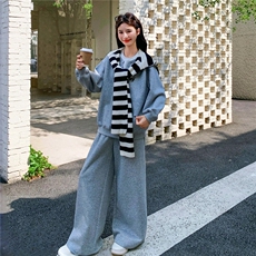 条纹披肩减龄灰色卫衣阔腿裤套装女春秋松弛感两件套爆款流行超火，女装套装/套裙，2D145