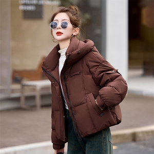 高级感超好看短款羽绒服女2024冬新款时尚小个子白鸭绒面包服外套图片