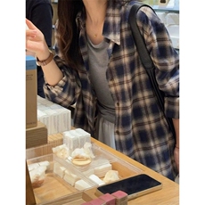 藏青色