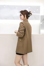 秋装西装外套，金纺料，女装西装，雪飞诗