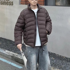 深棕色