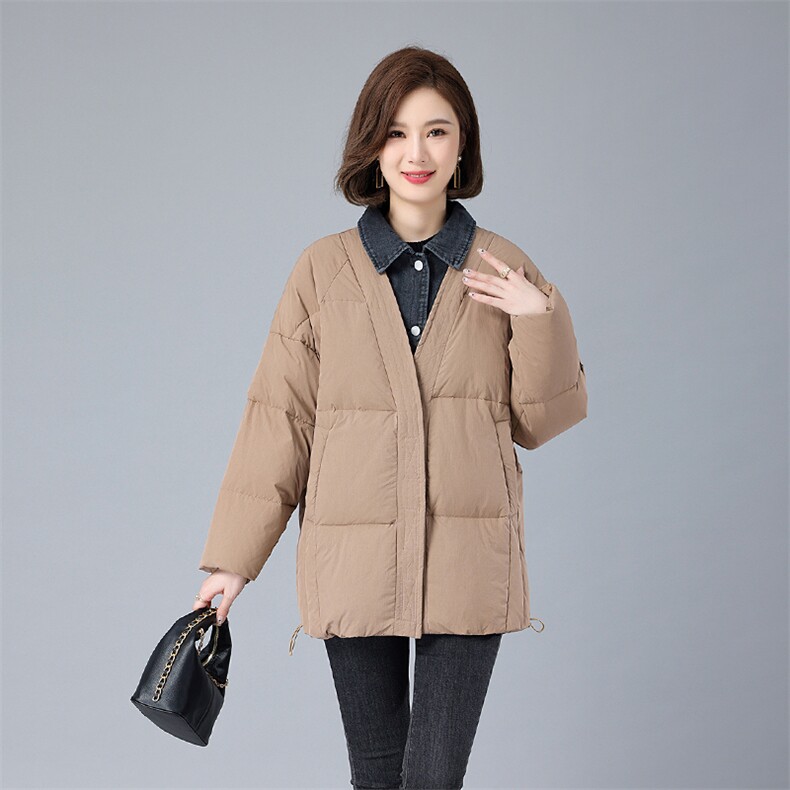现货2022冬季新款时尚简约韩版休闲牛仔拼接羽绒服,女装羽绒服,深水步