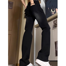 黑色