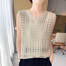 圆领镂空钩花100%纯羊毛衫马甲女刺绣毛衣无袖背心宽松羊绒衫坎肩，女装背心吊带，冀清阳荣