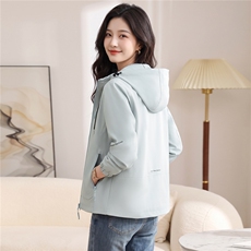 现货秒发主推2026秋季新款韩版冲锋衣派克服休闲外套，女装派克服，星宇服饰