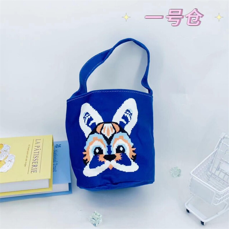 蓝色老虎头帆布包，亮亮毛绒玩具