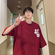 酒红色