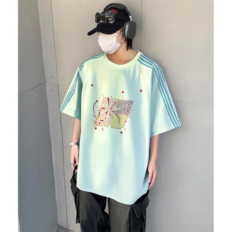 抖音得物品质二开240克宽松纯棉美式潮牌印花三条杠中性风短袖T恤,男装T恤,电商A486